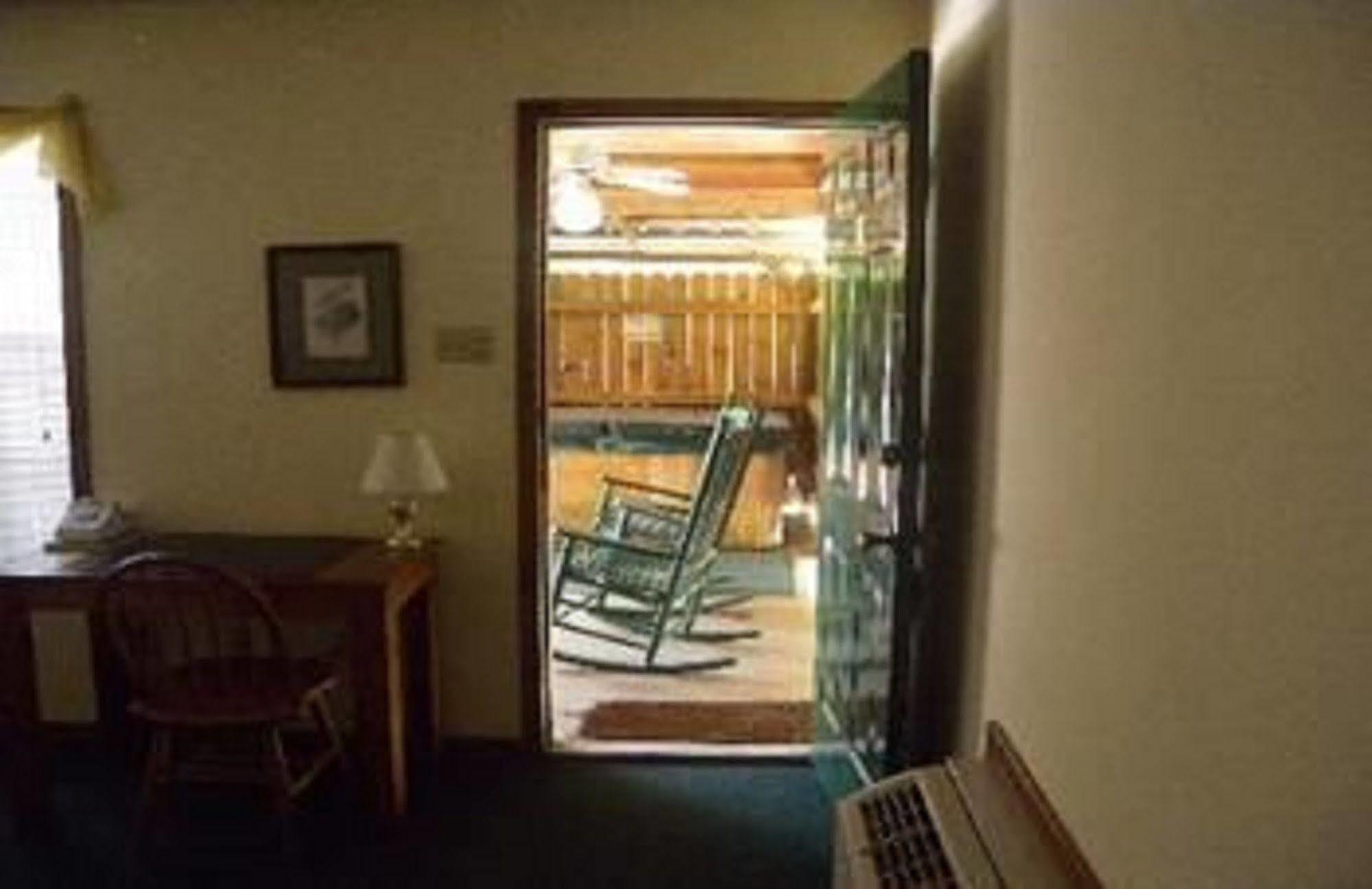 Pine Creek Country Inn نكغدوشس المظهر الخارجي الصورة